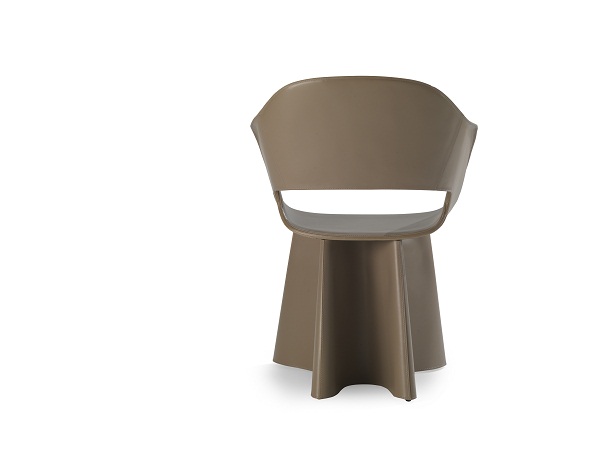 Busnelli創立以來已超過半個世紀；擅長將設計美感與使